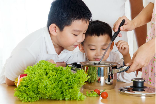 Gợi ý thực đơn thanh mát nhưng vẫn đủ dinh dưỡng cho trẻ vào ngày hè- Ảnh 2. Gợi ý thực đơn thanh mát nhưng vẫn đủ dinh dưỡng cho trẻ vào ngày hè- Ảnh 2.