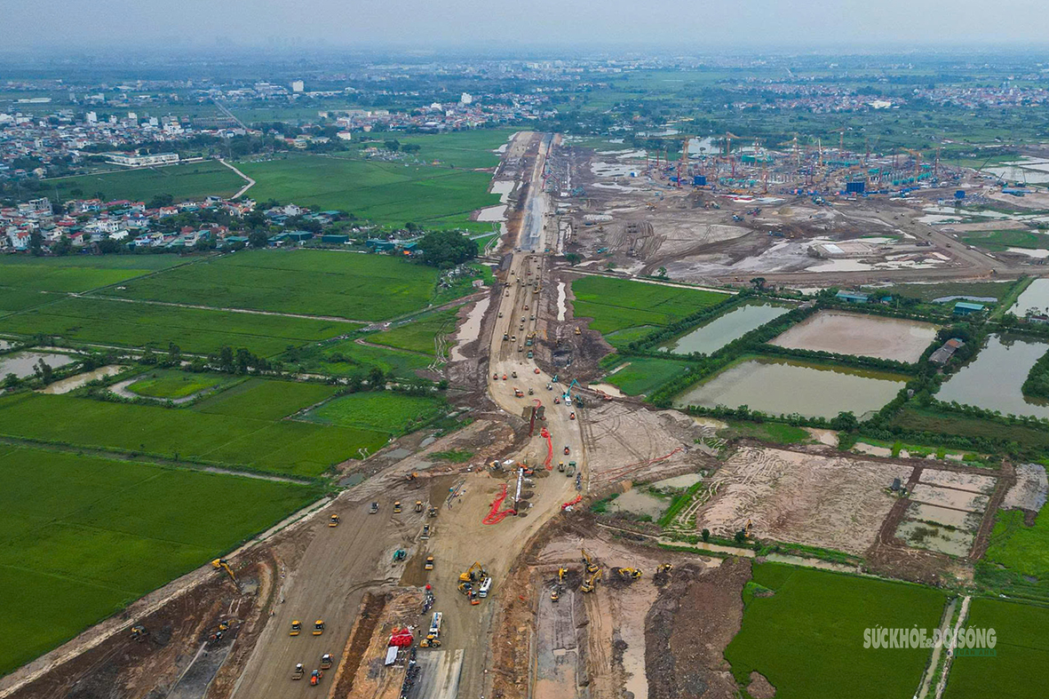 Đại lộ kết nối sân vận động Hùng Vương tăng tốc về đích- Ảnh 1.