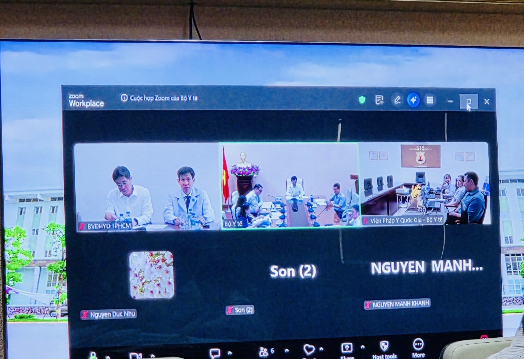Gallery - Thứ trưởng Nguyễn Tri Thức: Thúc đẩy ứng dụng các sáng kiến, đề tài khoa học vào điều trị thực tiễn - image 3
