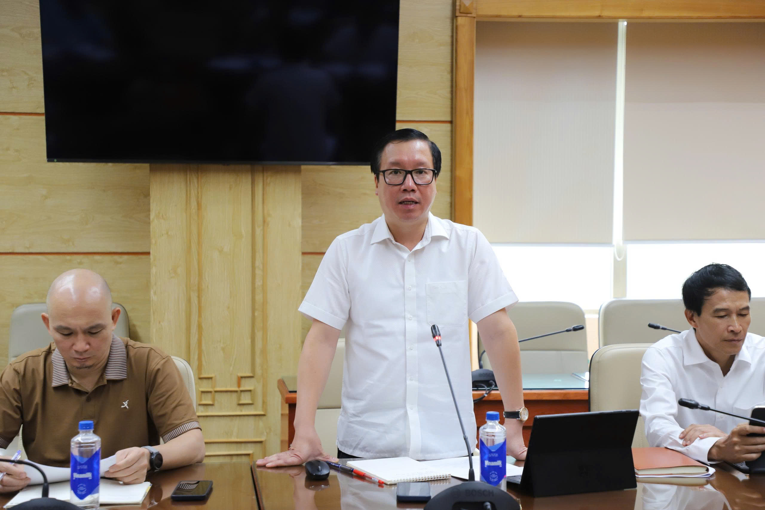 Quyết tâm, nỗ lực hơn nữa để đưa Cơ sở 2 Bệnh viện Bạch Mai và Việt Đức đi vào hoạt động trong Quý II năm nay- Ảnh 2. Quyết tâm, nỗ lực hơn nữa để đưa Cơ sở 2 Bệnh viện Bạch Mai và Việt Đức đi vào hoạt động trong Quý II năm nay- Ảnh 2.