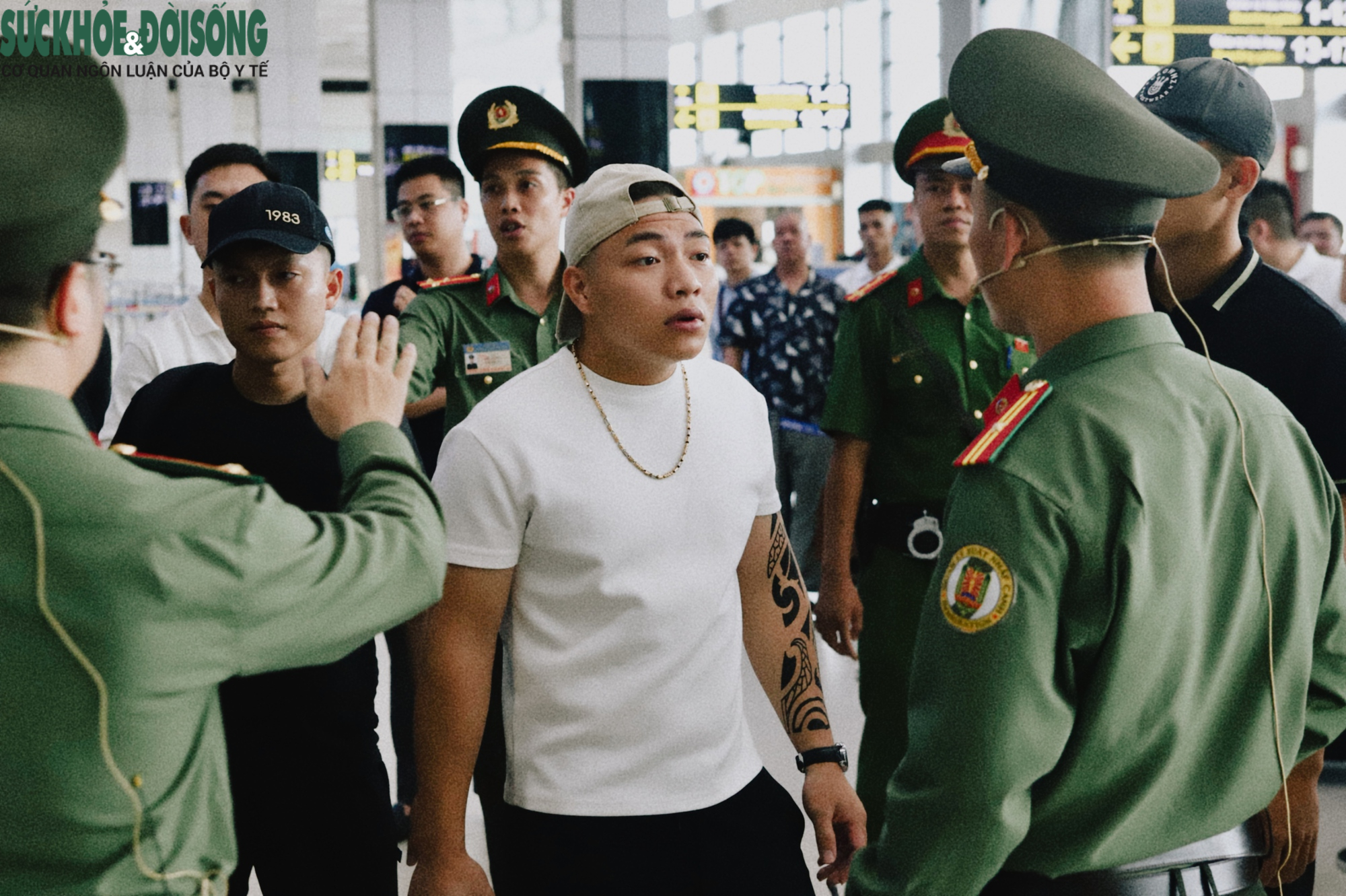 Diễn tập xử lý tình huống khẩn nguy an ninh sân bay- Ảnh 2. Diễn tập xử lý tình huống khẩn nguy an ninh sân bay- Ảnh 2.