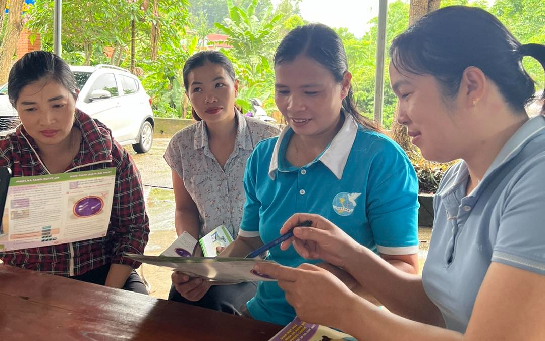 Tổ chức trang trọng lễ mít tinh Ngày Dân số thế giới để lan tỏa thông điệp dân số và phát triển- Ảnh 5. Tổ chức trang trọng lễ mít tinh Ngày Dân số thế giới để lan tỏa thông điệp dân số và phát triển- Ảnh 5.