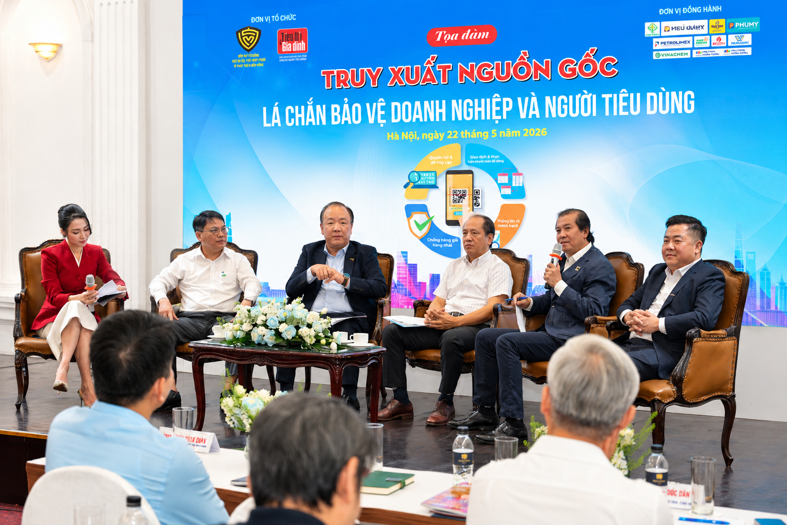 Truy xuất nguồn gốc hàng hóa: Tạo lá chắn số bảo vệ doanh nghiệp và người tiêu dùng- Ảnh 1. Truy xuất nguồn gốc hàng hóa: Tạo lá chắn số bảo vệ doanh nghiệp và người tiêu dùng- Ảnh 1.