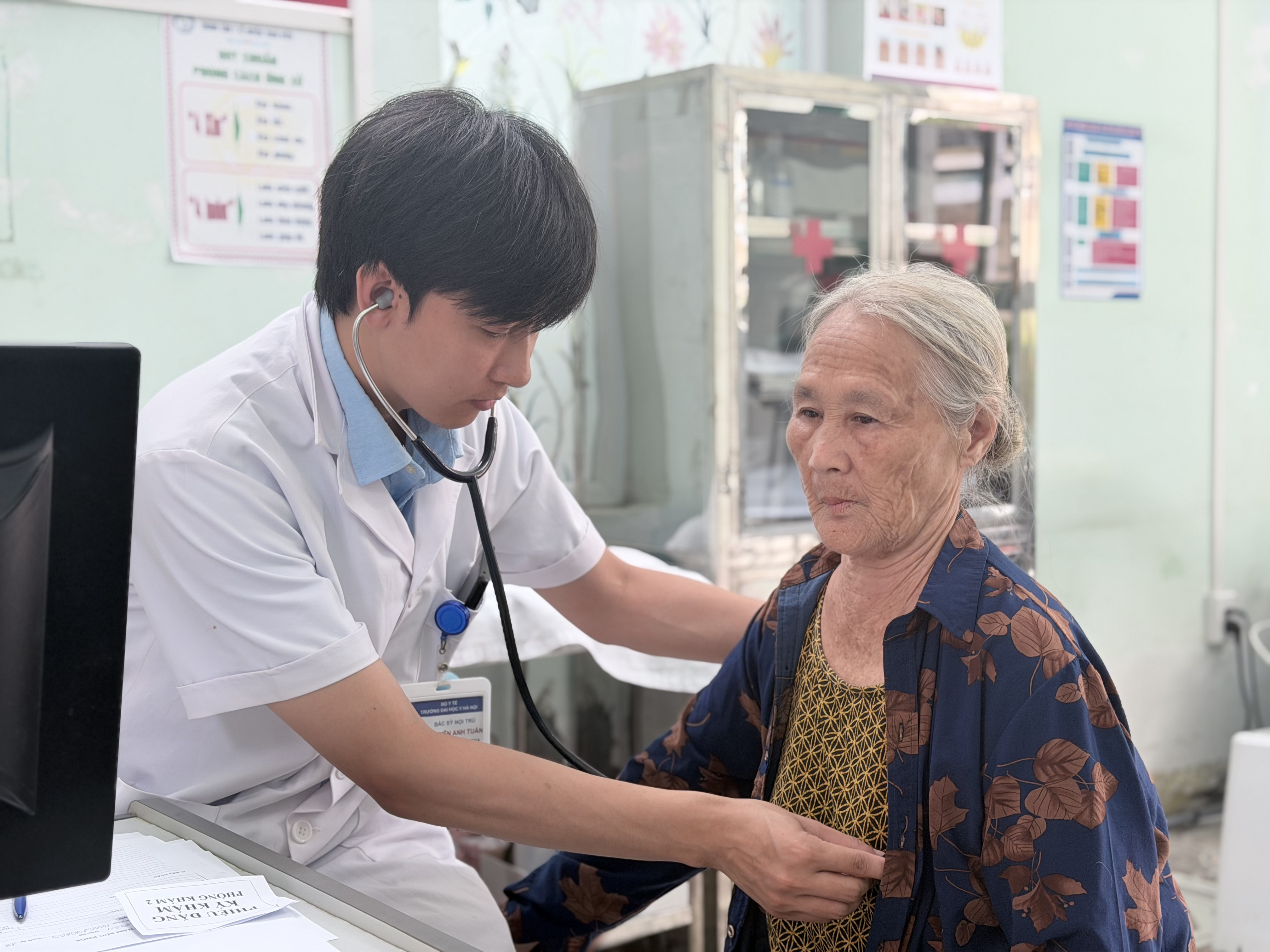 Khám bệnh miễn phí cho 600 người dân vùng cao Lai Châu, kịp thời phát hiện nhiều bệnh lý nguy hiểm- Ảnh 2.
