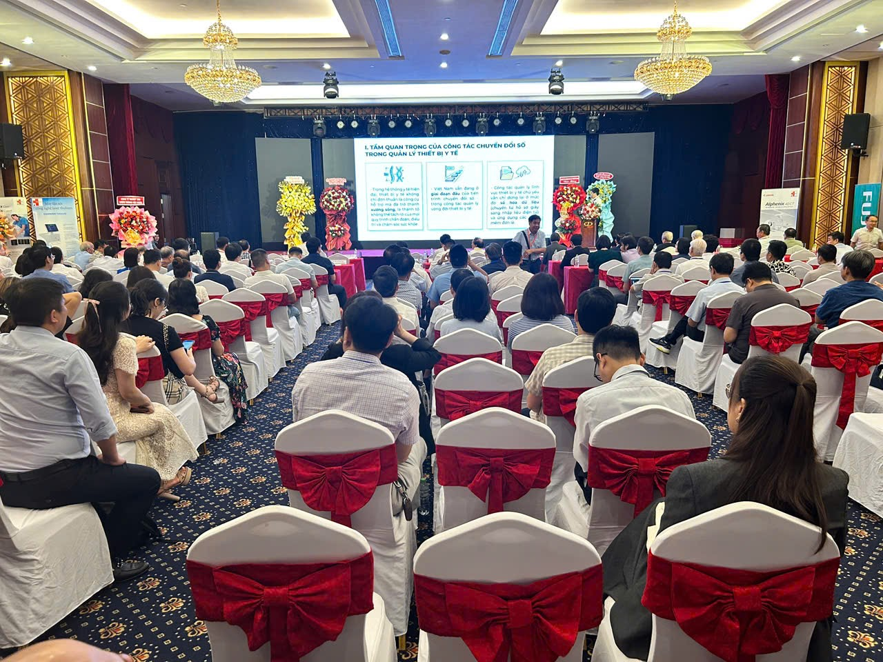 Nâng cao năng lực quản lý thiết bị y tế trong kỷ nguyên chuyển đổi số- Ảnh 2. Nâng cao năng lực quản lý thiết bị y tế trong kỷ nguyên chuyển đổi số- Ảnh 2.