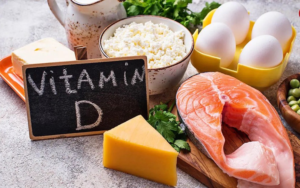 Thực phẩm giàu canxi và vitamin D phòng ngừa loãng xương ở phụ nữ mãn kinh