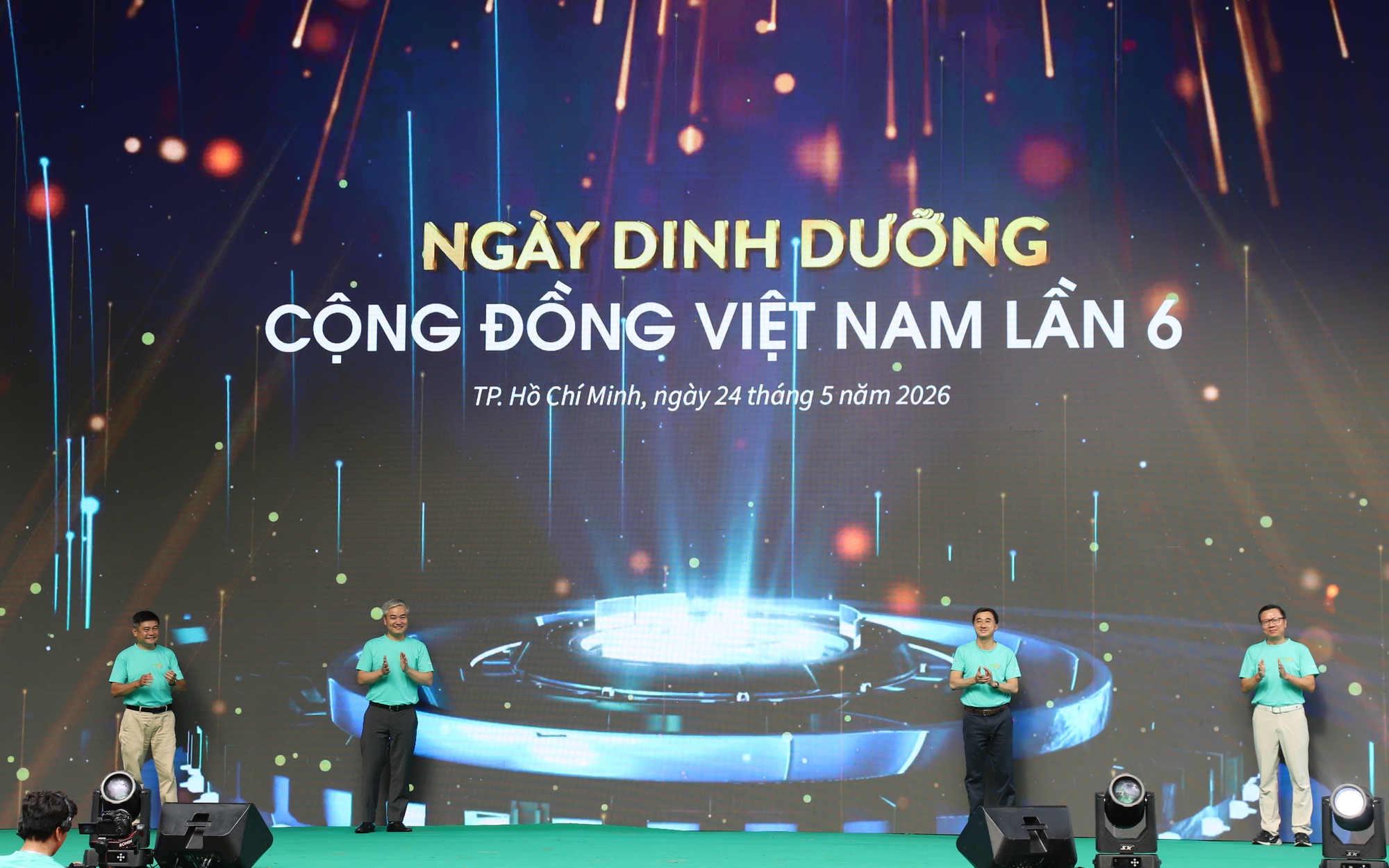 Dinh dưỡng chính là 'liều vaccine tự nhiên' phòng bệnh tật- Ảnh 3. Ngày Dinh dưỡng cộng đồng Việt Nam lần thứ 6: Đưa lối sống lành mạnh đến gần hơn với người dân