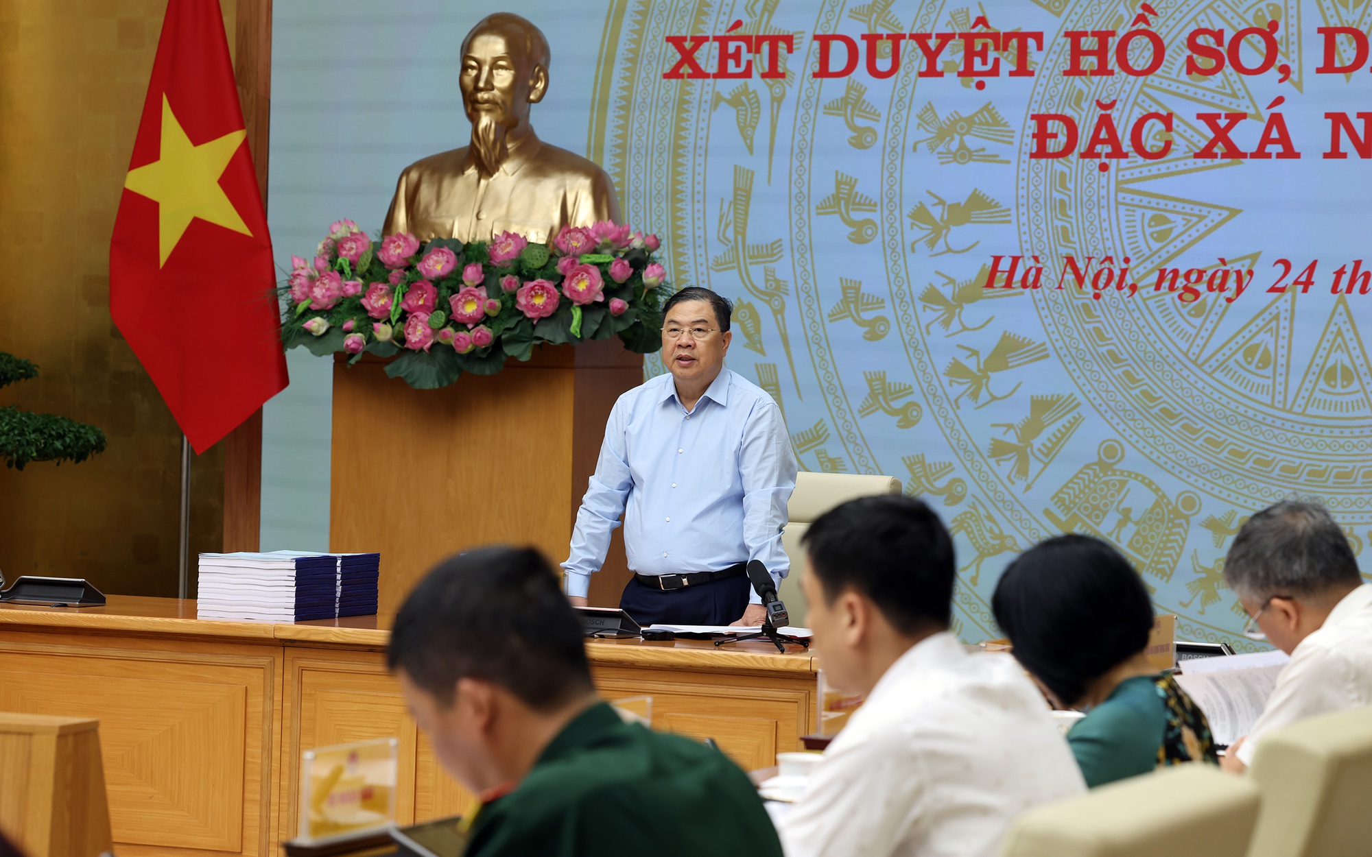 Sửa Luật Đất đai theo hướng giảm thủ tục, thuận lợi hơn cho người dân và doanh nghiệp- Ảnh 4.