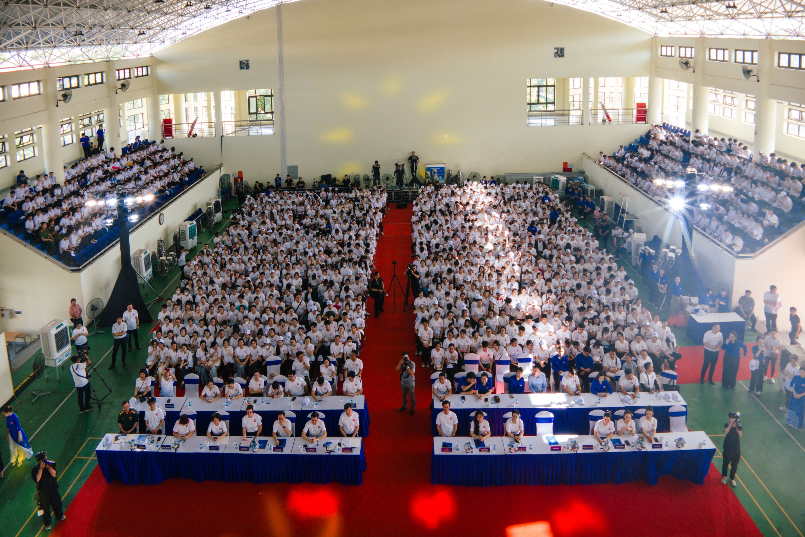 “Vạch trần sự hấp dẫn giả tạo” của thuốc lá thế hệ mới để bảo vệ giới trẻ- Ảnh 2. “Vạch trần sự hấp dẫn giả tạo” của thuốc lá thế hệ mới để bảo vệ giới trẻ- Ảnh 2.