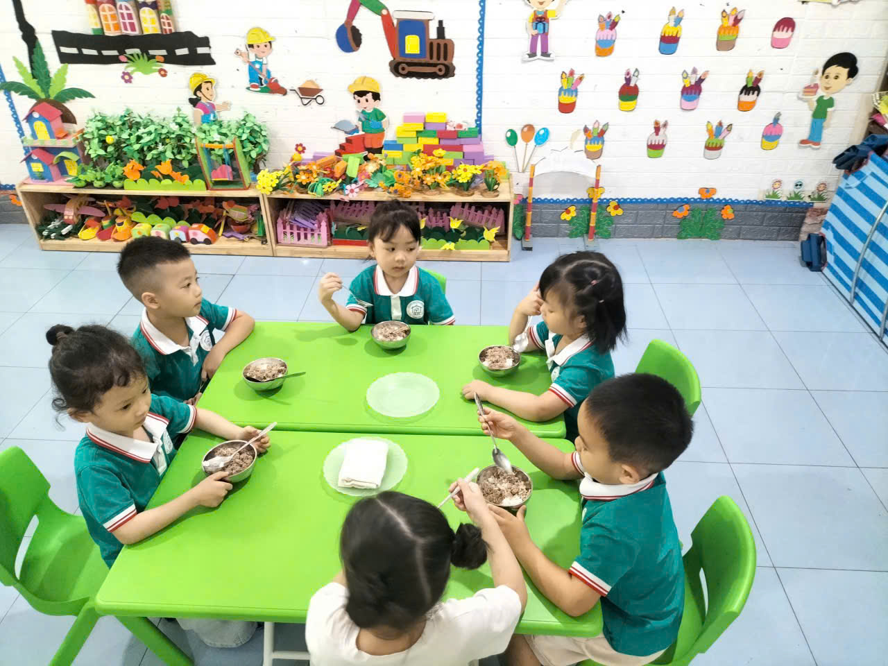 Gallery - Nỗ lực nâng cao chất lượng dinh dưỡng học đường tại Trường Mầm non Linh Sơn - image 1