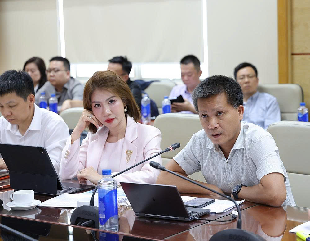 Gallery - Thứ trưởng Nguyễn Tri Thức làm việc với Chủ tịch Tập đoàn Sunwah và doanh nghiệp Trung Quốc - image 2