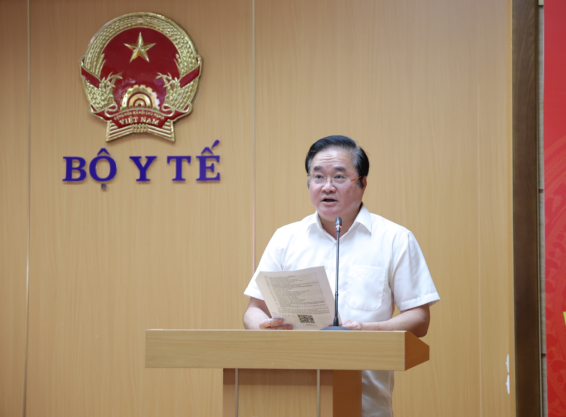 Bộ Y tế hướng dẫn triển khai Luật Phòng bệnh: Đẩy nhanh khám sức khỏe định kỳ, tăng đầu tư y tế dự phòng- Ảnh 2. Bộ Y tế hướng dẫn triển khai Luật Phòng bệnh: Đẩy nhanh khám sức khỏe định kỳ, tăng đầu tư y tế dự phòng- Ảnh 2.