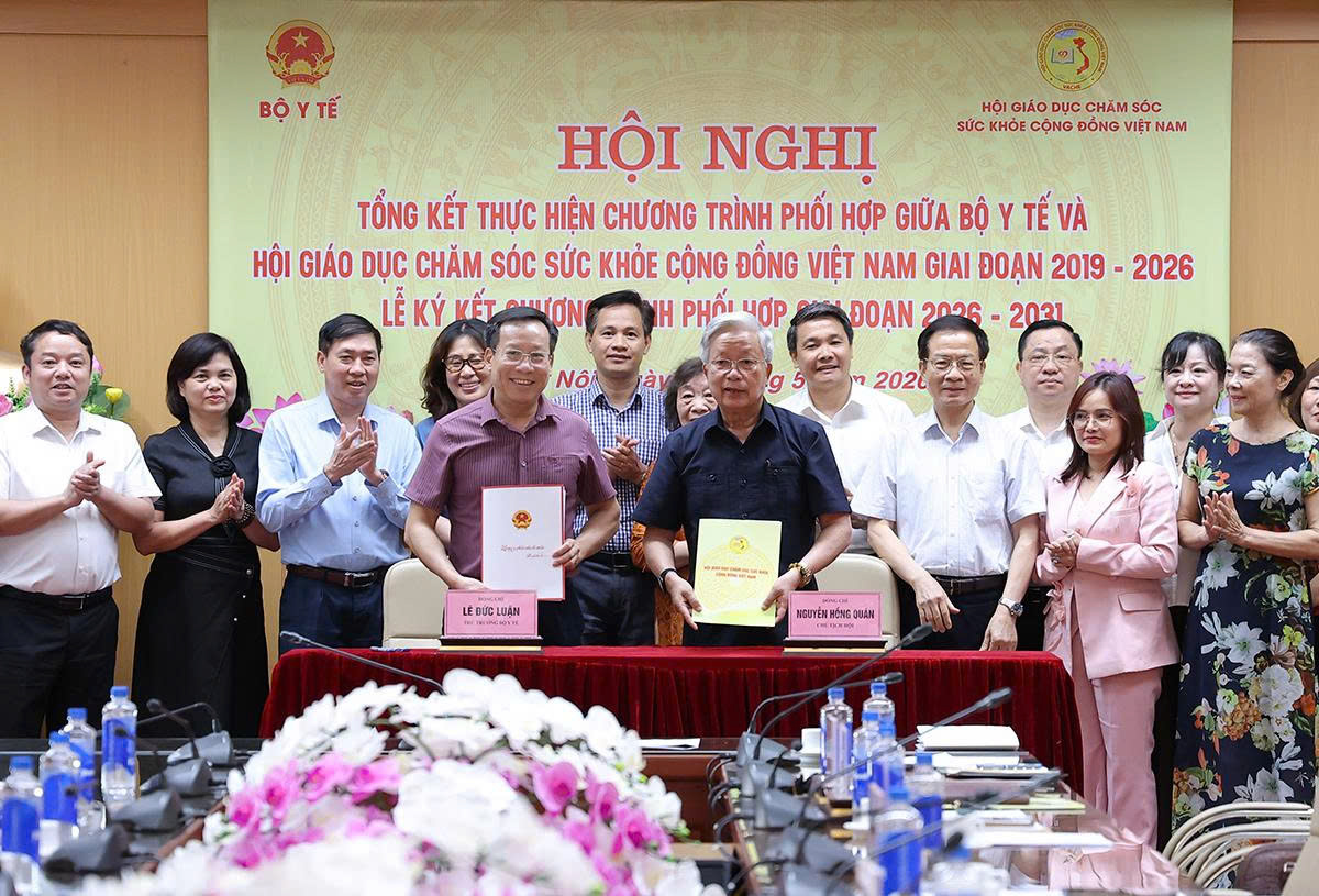 Bộ Y tế và Hội Giáo dục chăm sóc sức khỏe cộng đồng Việt Nam tăng cường phối hợp vì sức khỏe nhân dân- Ảnh 12. Bộ Y tế và Hội Giáo dục chăm sóc sức khỏe cộng đồng Việt Nam tăng cường phối hợp vì sức khỏe nhân dân- Ảnh 12.