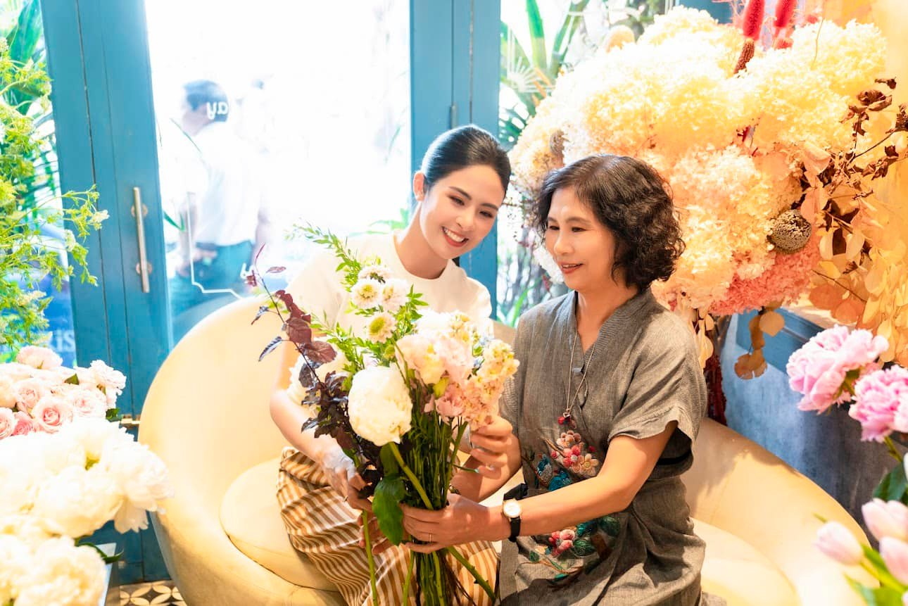 Điều ít biết về mẹ ruột Hoa hậu Ngọc Hân- Ảnh 5.