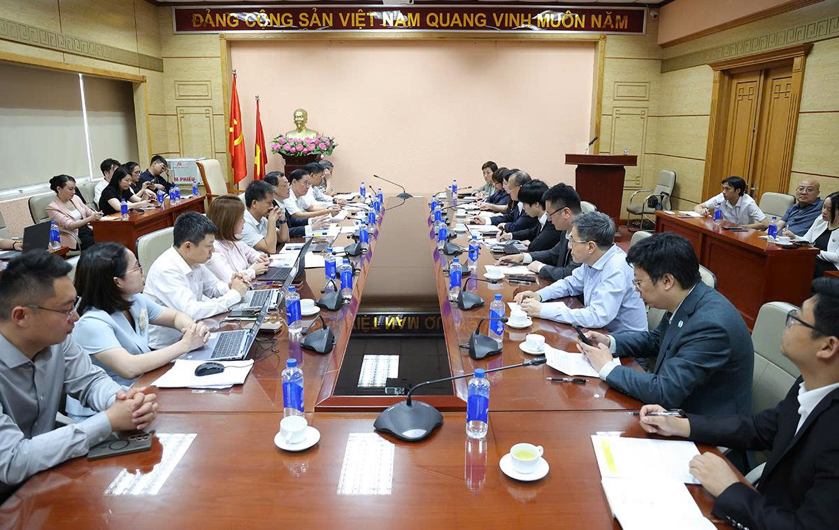 Thứ trưởng Nguyễn Tri Thức tiếp, làm việc với Chủ tịch Tập đoàn SunWah cùng các doanh nghiệp Trung Quốc- Ảnh 2. Thứ trưởng Nguyễn Tri Thức tiếp, làm việc với Chủ tịch Tập đoàn SunWah cùng các doanh nghiệp Trung Quốc- Ảnh 2.