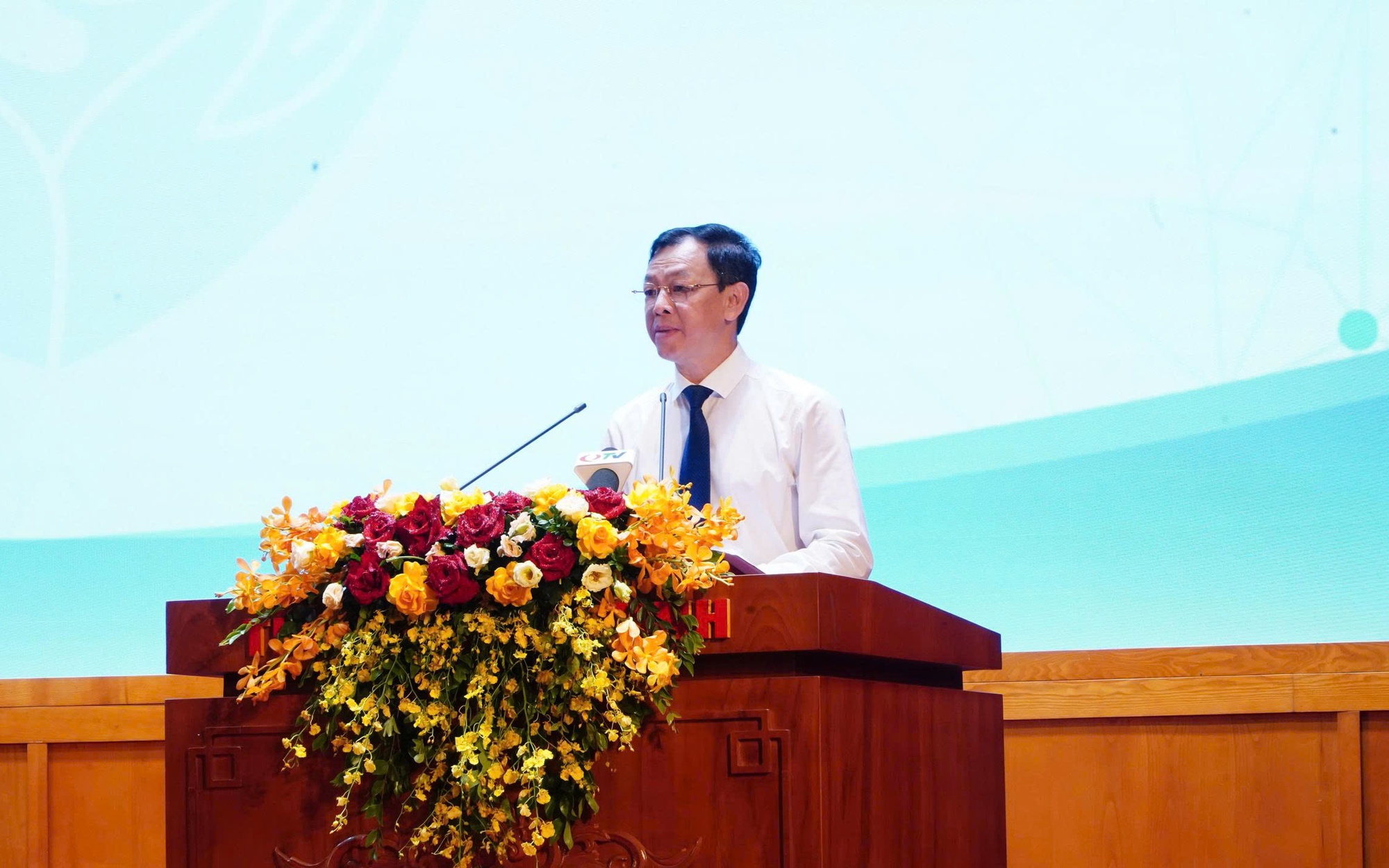Phó Thủ tướng Phạm Thị Thanh Trà phát động chương trình bảo vệ trẻ em trên môi trường mạng- Ảnh 5.