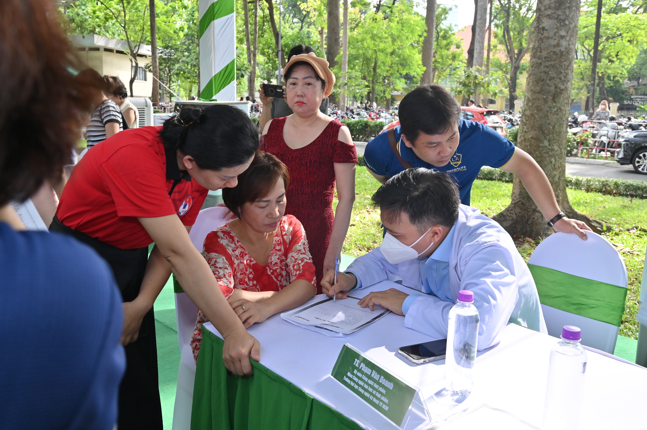 Herbalife Việt Nam bền bỉ đồng hành cùng Ngày Dinh dưỡng cộng đồng Việt Nam Lần 6- Ảnh 7.