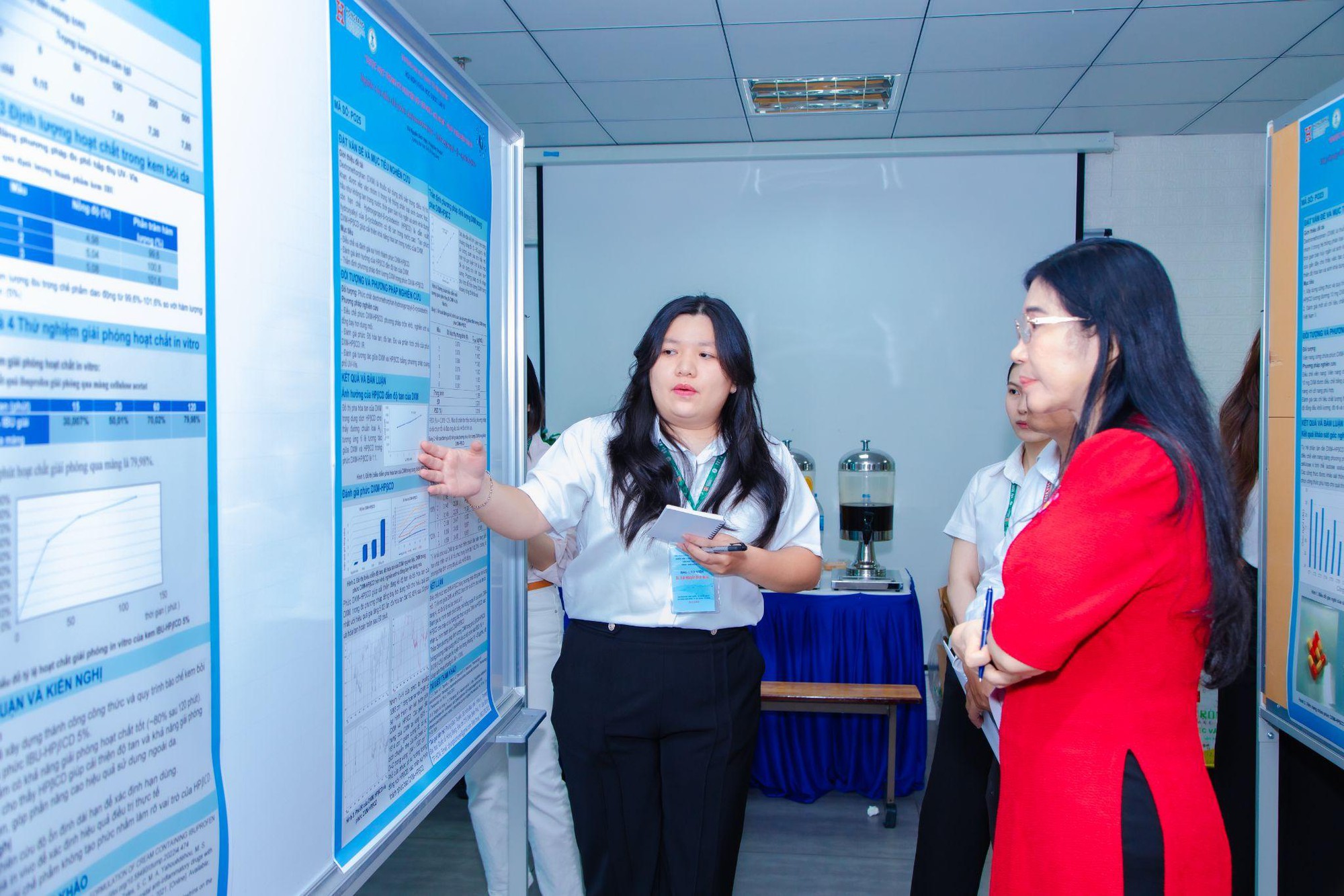 Đào tạo dược sĩ trước làn sóng AI và chăm sóc cá thể hóa- Ảnh 3. Đào tạo dược sĩ trước làn sóng AI và chăm sóc cá thể hóa- Ảnh 3.