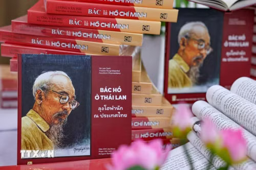 Đưa quan hệ Việt Nam-Thái Lan phát triển mạnh mẽ hơn nữa, hướng tới những tầm cao mới- Ảnh 7. Đưa quan hệ Việt Nam-Thái Lan phát triển mạnh mẽ hơn nữa, hướng tới những tầm cao mới- Ảnh 7.
