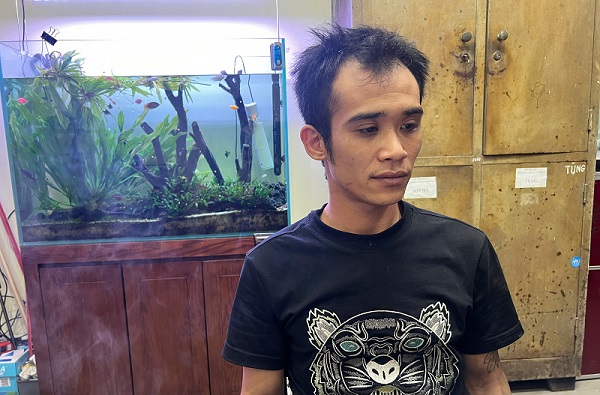 Vừa ra tù, nam thanh niên lại trà trộn vào khu đô thị trộm vàng và điện thoại- Ảnh 1. Vừa ra tù, nam thanh niên lại trà trộn vào khu đô thị trộm vàng và điện thoại- Ảnh 1.