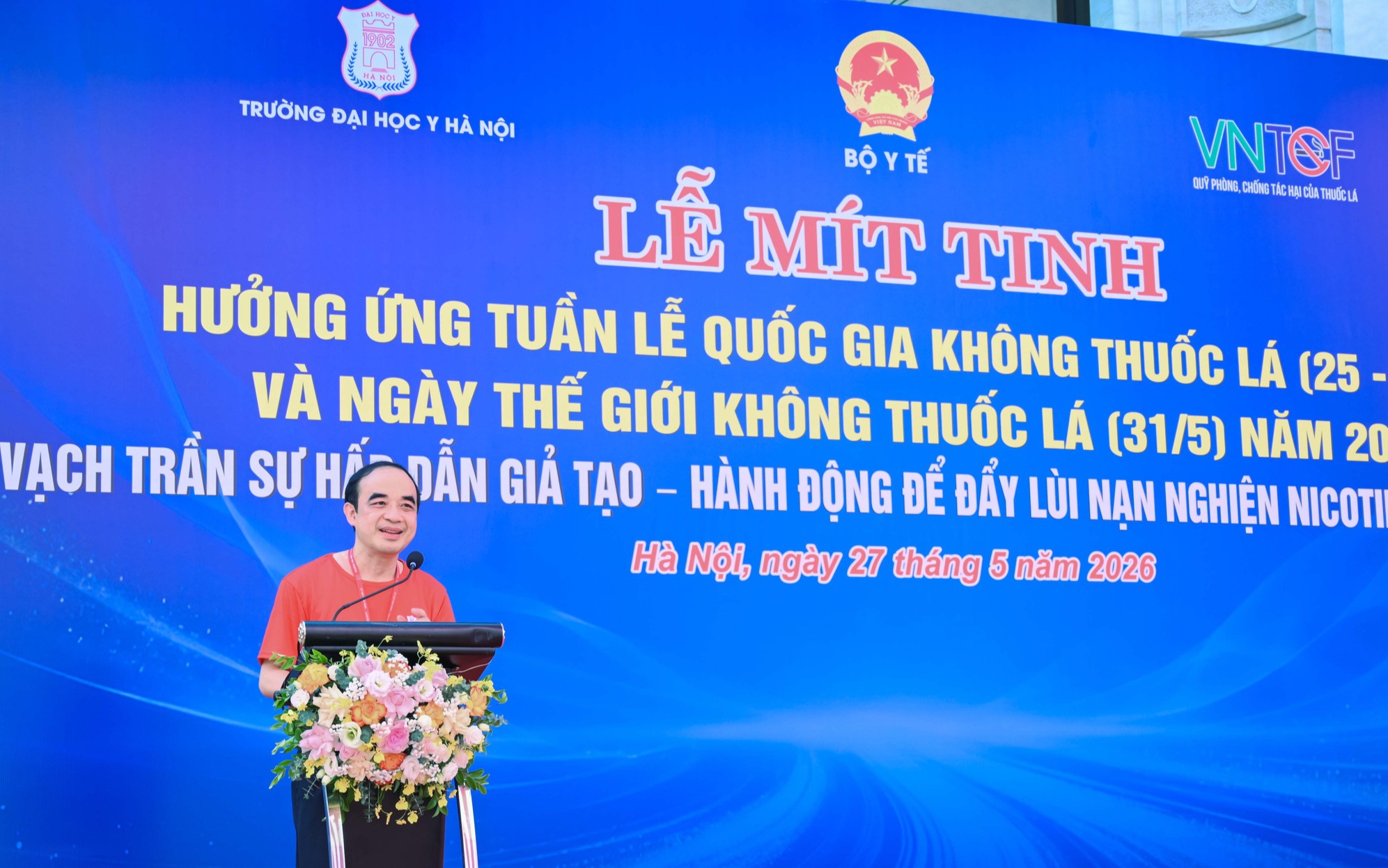 Hiệu trưởng Đại học Y Hà Nội kêu gọi sinh viên ngành Y nói không với thuốc lá