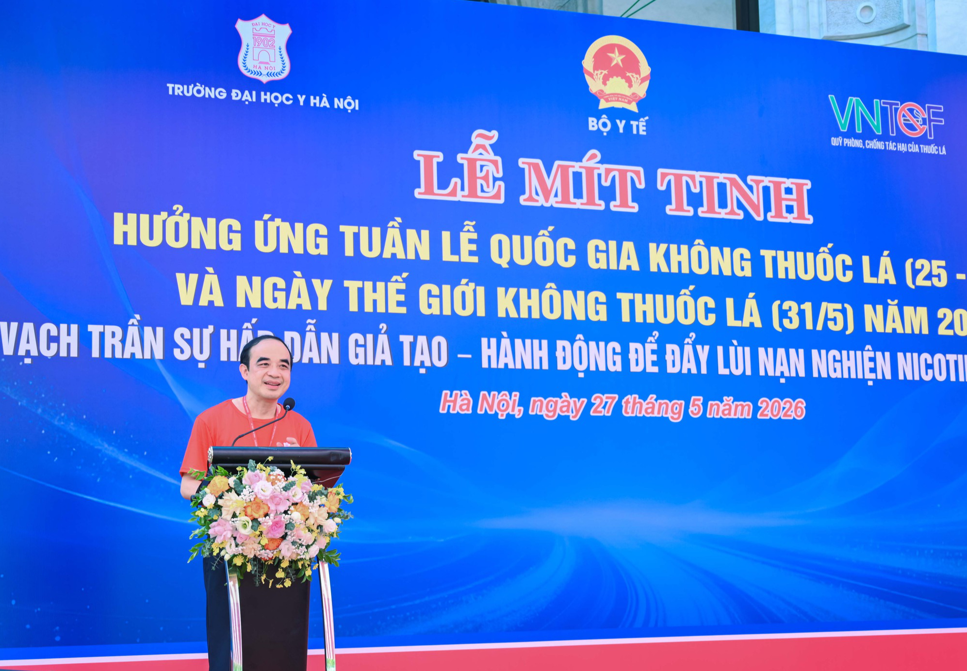 Hiệu trưởng Đại học Y Hà Nội kêu gọi sinh viên ngành Y nói không với thuốc lá- Ảnh 1.