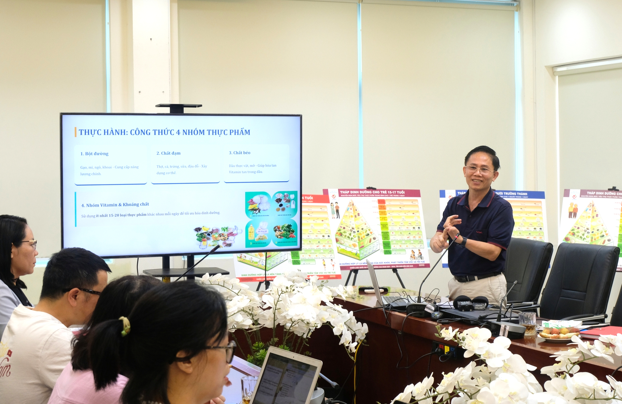 Nghịch lý bữa ăn đủ đầy nhưng nhiều người Việt vẫn thiếu vi chất- Ảnh 3. Nghịch lý bữa ăn đủ đầy nhưng nhiều người Việt vẫn thiếu vi chất- Ảnh 3.