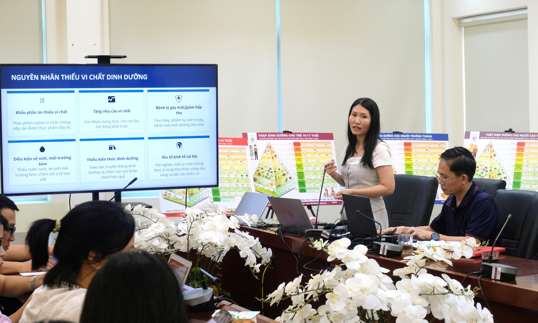 Nghịch lý bữa ăn đủ đầy nhưng nhiều người Việt vẫn thiếu vi chất- Ảnh 4. Nghịch lý bữa ăn đủ đầy nhưng nhiều người Việt vẫn thiếu vi chất- Ảnh 4.