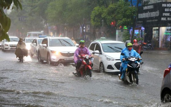 Các địa phương phải chủ động ứng phó với mưa lớn, lốc, sét, mưa đá, ngập lụt- Ảnh 3.
