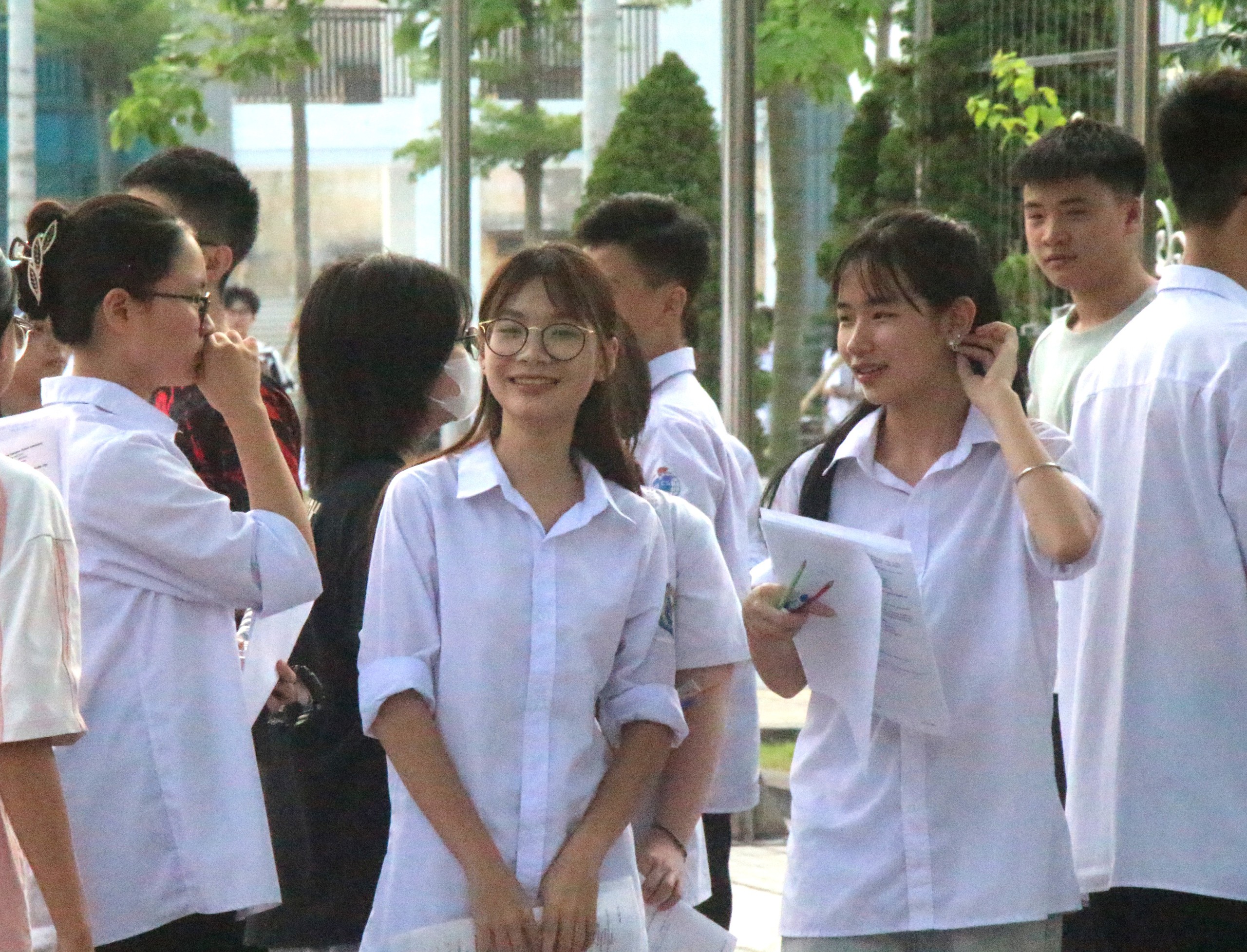 Thí sinh Hải Phòng 'thở phào' sau môn thi đầu tiên vào lớp 10- Ảnh 6.