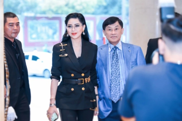 Thủy Tiên 'Vị đắng tình yêu' có nhan sắc bền bỉ theo thời gian dù đã bước vào tuổi trung niên- Ảnh 7. Thủy Tiên 'Vị đắng tình yêu' có nhan sắc bền bỉ theo thời gian dù đã bước vào tuổi trung niên- Ảnh 7.