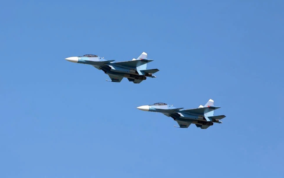 Bom Iran lần đầu xuất hiện trên tiêm kích Su-30 Nga- Ảnh 2. Nga xuất xưởng lô tiêm kích Su-30SM2 mới