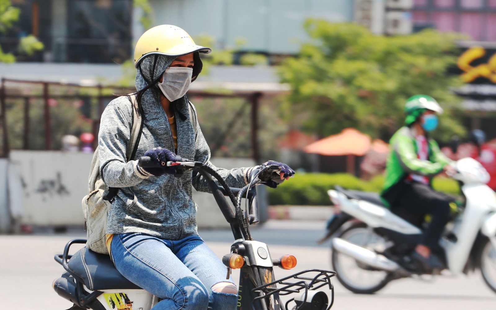 Tháng 6 sẽ có bao nhiêu đợt nắng nóng gay gắt?- Ảnh 2. Nắng nóng trên 37 độ lại bao phủ Bắc Bộ