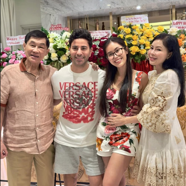Thủy Tiên 'Vị đắng tình yêu' có nhan sắc bền bỉ theo thời gian dù đã bước vào tuổi trung niên- Ảnh 1. Thủy Tiên 'Vị đắng tình yêu' có nhan sắc bền bỉ theo thời gian dù đã bước vào tuổi trung niên- Ảnh 1.