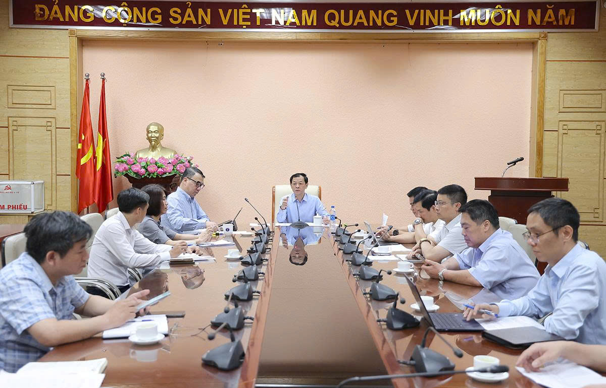 Lãnh đạo các đơn vị của Bộ Y tế chịu trách nhiệm về tiến độ, chất lượng các nhiệm vụ chuyển đổi số- Ảnh 9.