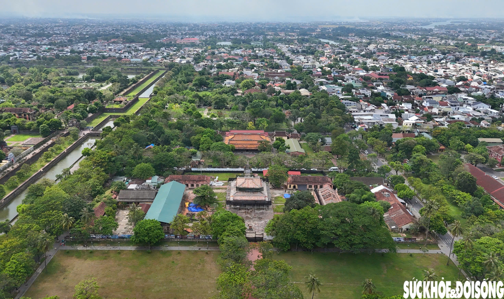 Cận cảnh hạ giải, trùng tu trường đại học đầu tiên dưới triều Nguyễn ở Huế- Ảnh 12.