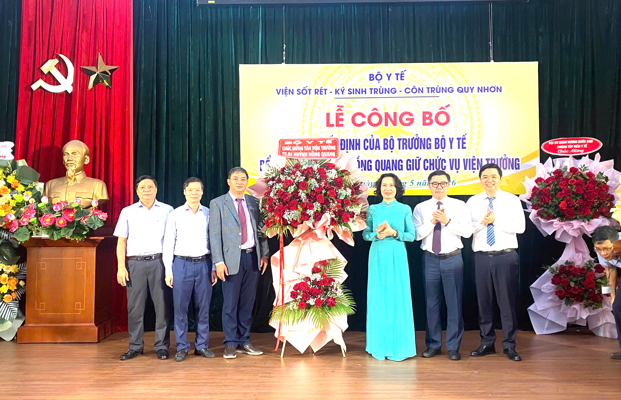 Bộ Y tế công bố quyết định bổ nhiệm Viện trưởng Viện Sốt rét - Ký sinh trùng - Côn trùng Quy Nhơn- Ảnh 3.