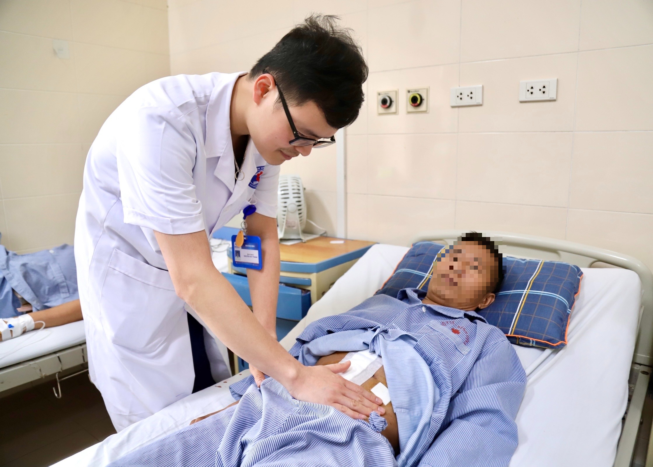 Bệnh viện K mổ nội soi 3D thành công hai ca ung thư thực quản phức tạp- Ảnh 2.