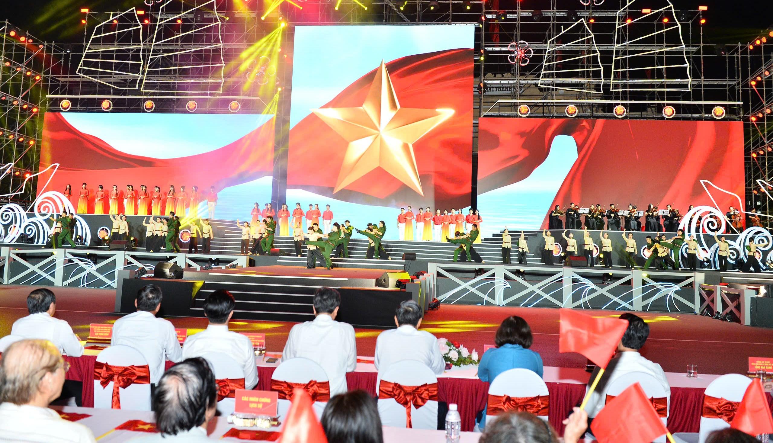 Nhiều hoạt động miễn phí phục vụ người dân tại Lễ hội Hoa Phượng Đỏ 2026- Ảnh 1.