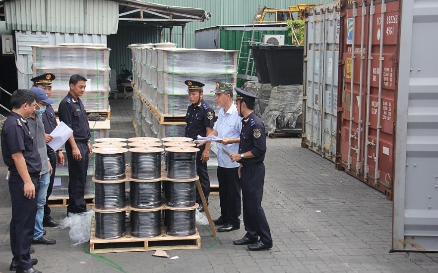 Phát hiện và xử lý hơn 1000 vụ xâm phạm quyền sở hữu trí tuệ sau 2 tuần ra quân rà soát- Ảnh 2. Đồng loạt ra quân rà soát, ngăn chặn vi phạm sở hữu trí tuệ