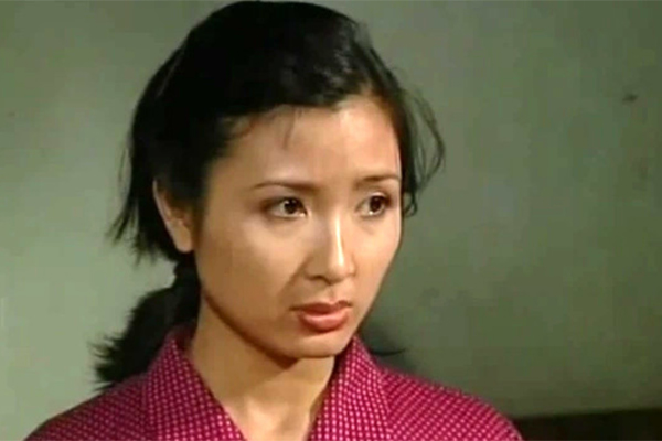 Sao phim 'Người thổi tù và hàng tổng': Vợ trên phim của anh 'trưởng thôn' Quốc Tuấn giờ ra sao?- Ảnh 1.