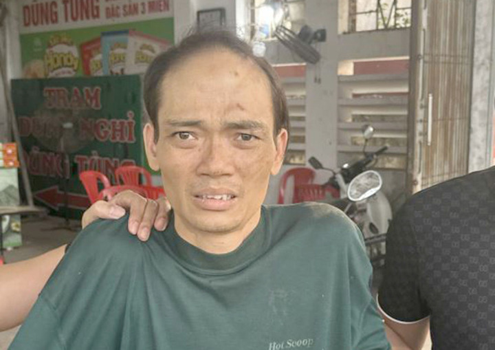Nghi vợ ngoại tình, chồng đâm chết vợ rồi bỏ trốn- Ảnh 1.