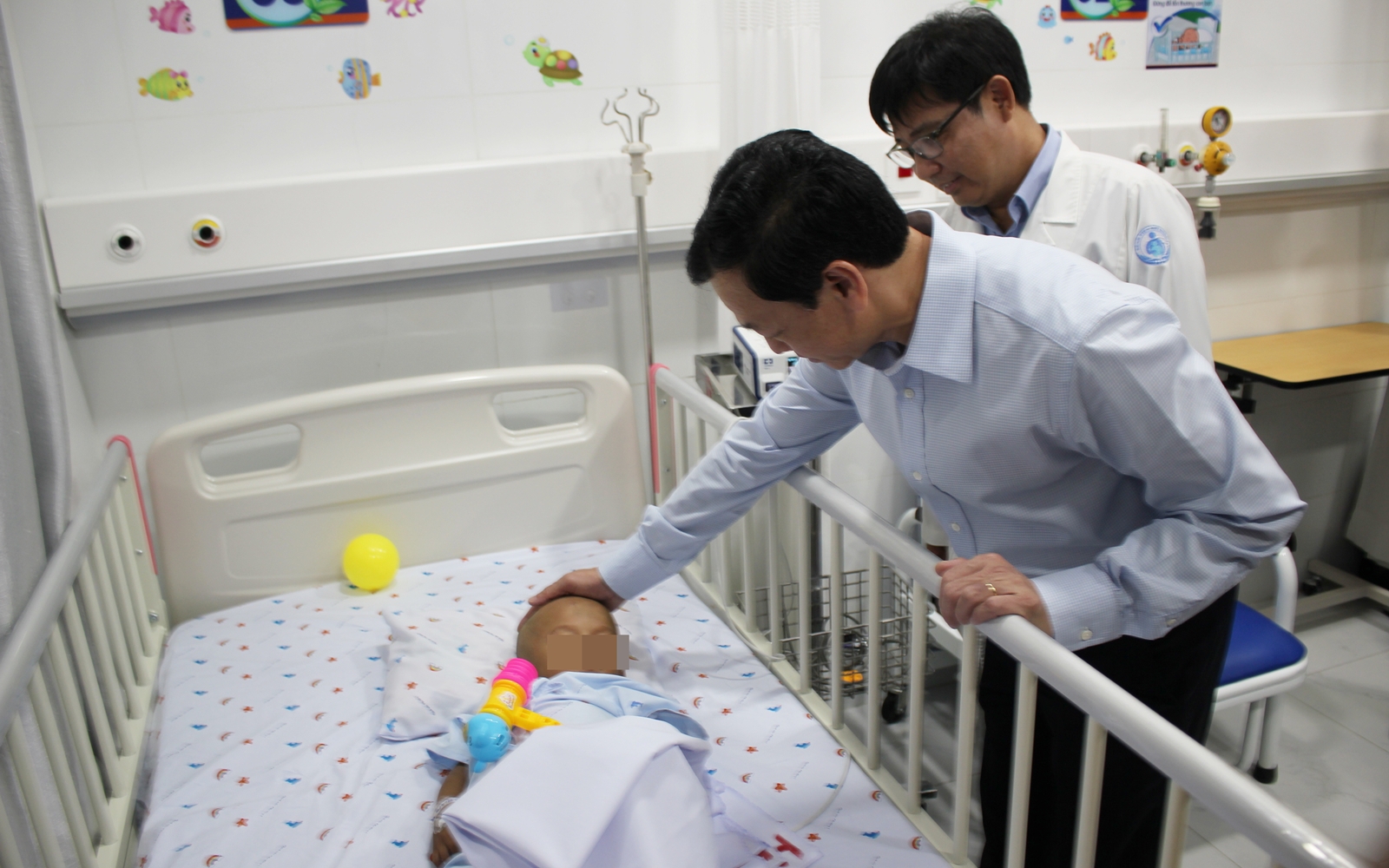 Xây dựng ‘lá chắn’ y tế ngăn chặn bạo hành trẻ em từ ngưỡng cửa gia đình- Ảnh 2.