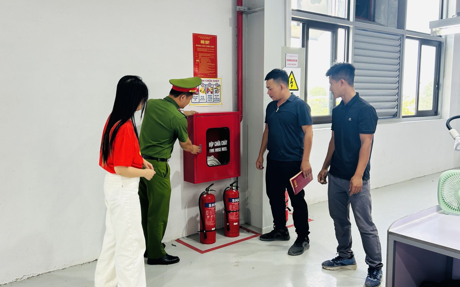 Cảnh báo những thói quen ngày hè dễ rước họa cháy nổ và cách phòng tránh