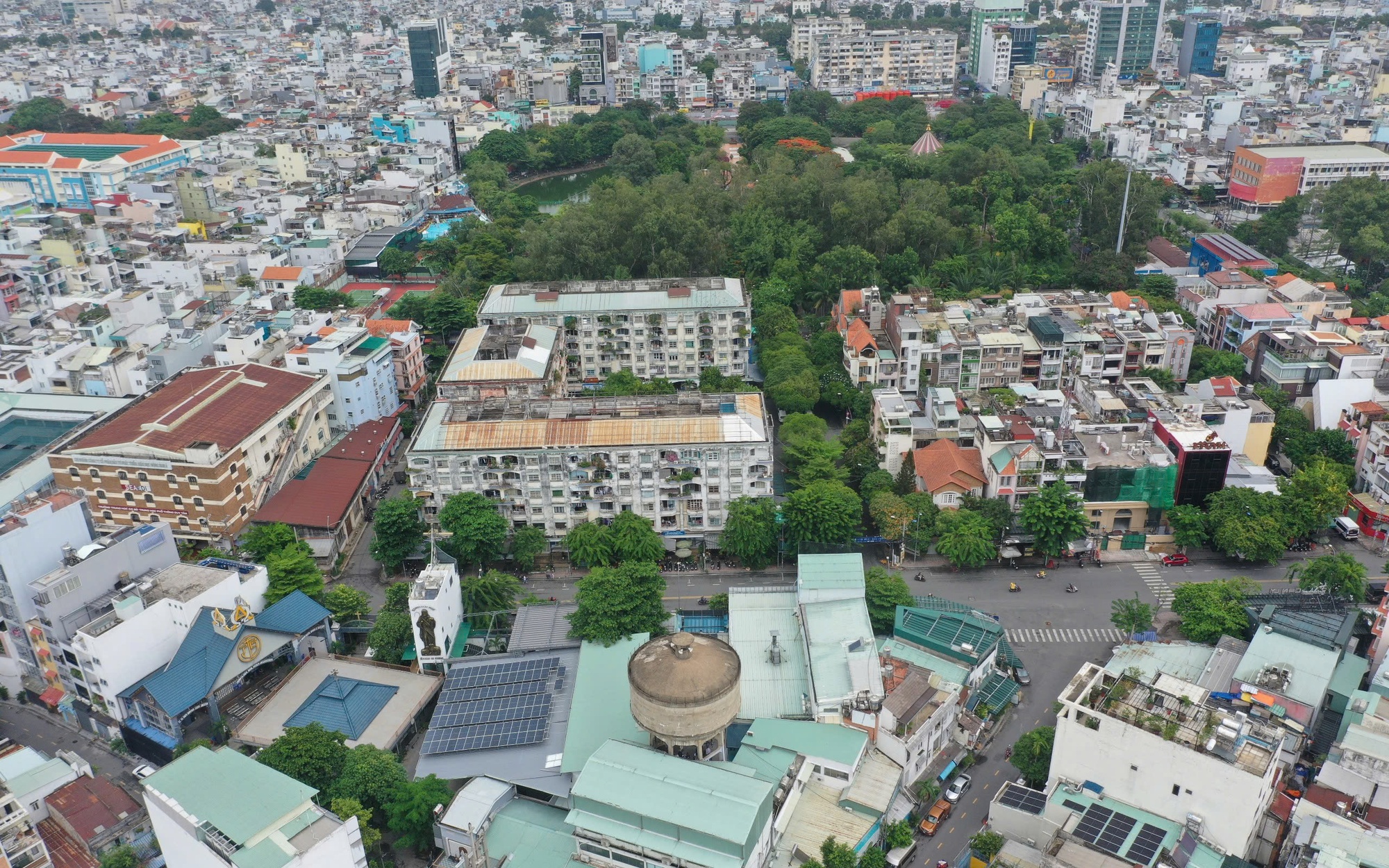 Phó Thủ tướng Phạm Thị Thanh Trà dự lễ truy điệu, an táng 16 hài cốt liệt sĩ- Ảnh 4.