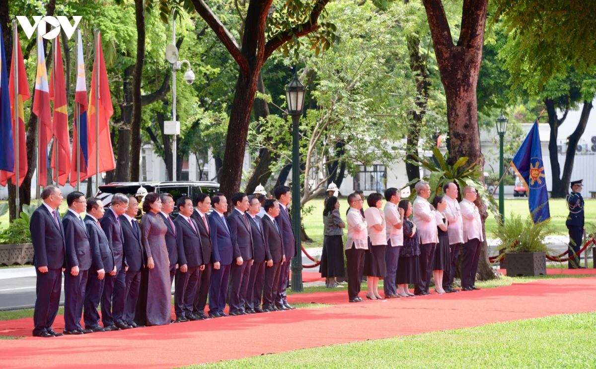 Lễ đón trọng thể Tổng Bí thư, Chủ tịch nước Tô Lâm thăm cấp Nhà nước Philippines- Ảnh 3. Lễ đón trọng thể Tổng Bí thư, Chủ tịch nước Tô Lâm thăm cấp Nhà nước Philippines- Ảnh 3.