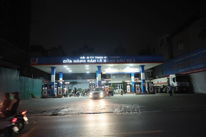 Hà Nội trước thời điểm chuyển đổi xăng E10- Ảnh 2.