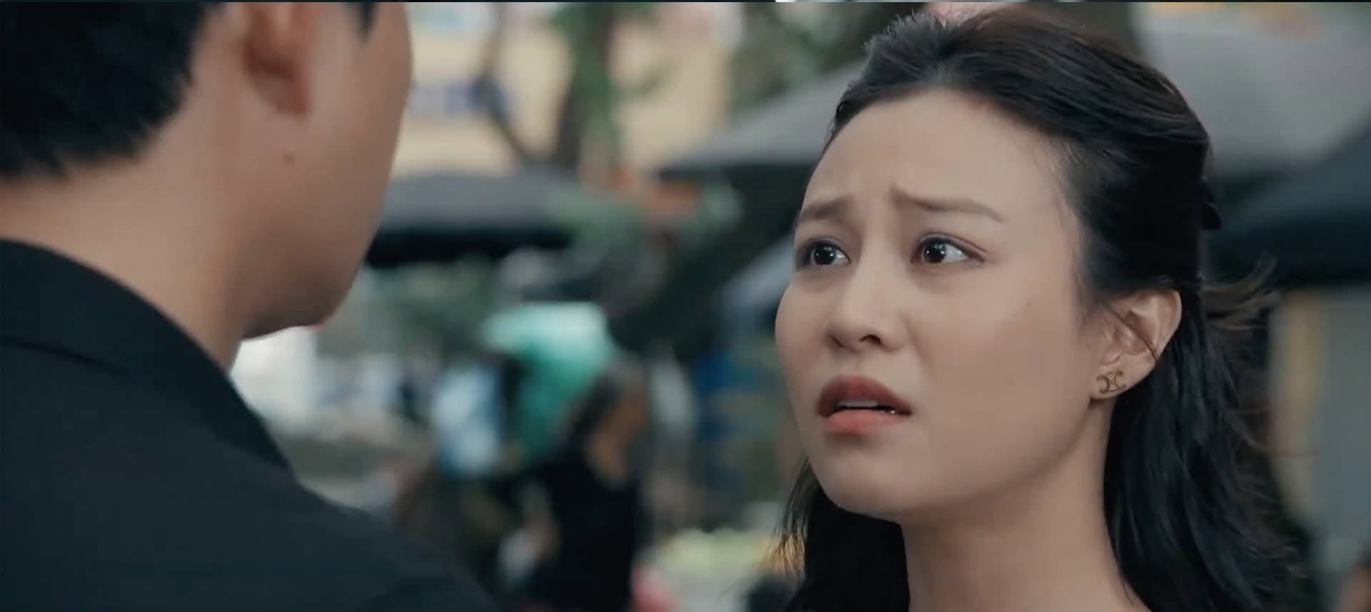 Bị chồng 'cắm sừng', Diệu (Quỳnh Châu) thêm nguy cơ công ty phá sản- Ảnh 1. Bị chồng 'cắm sừng', Diệu (Quỳnh Châu) thêm nguy cơ công ty phá sản- Ảnh 1.