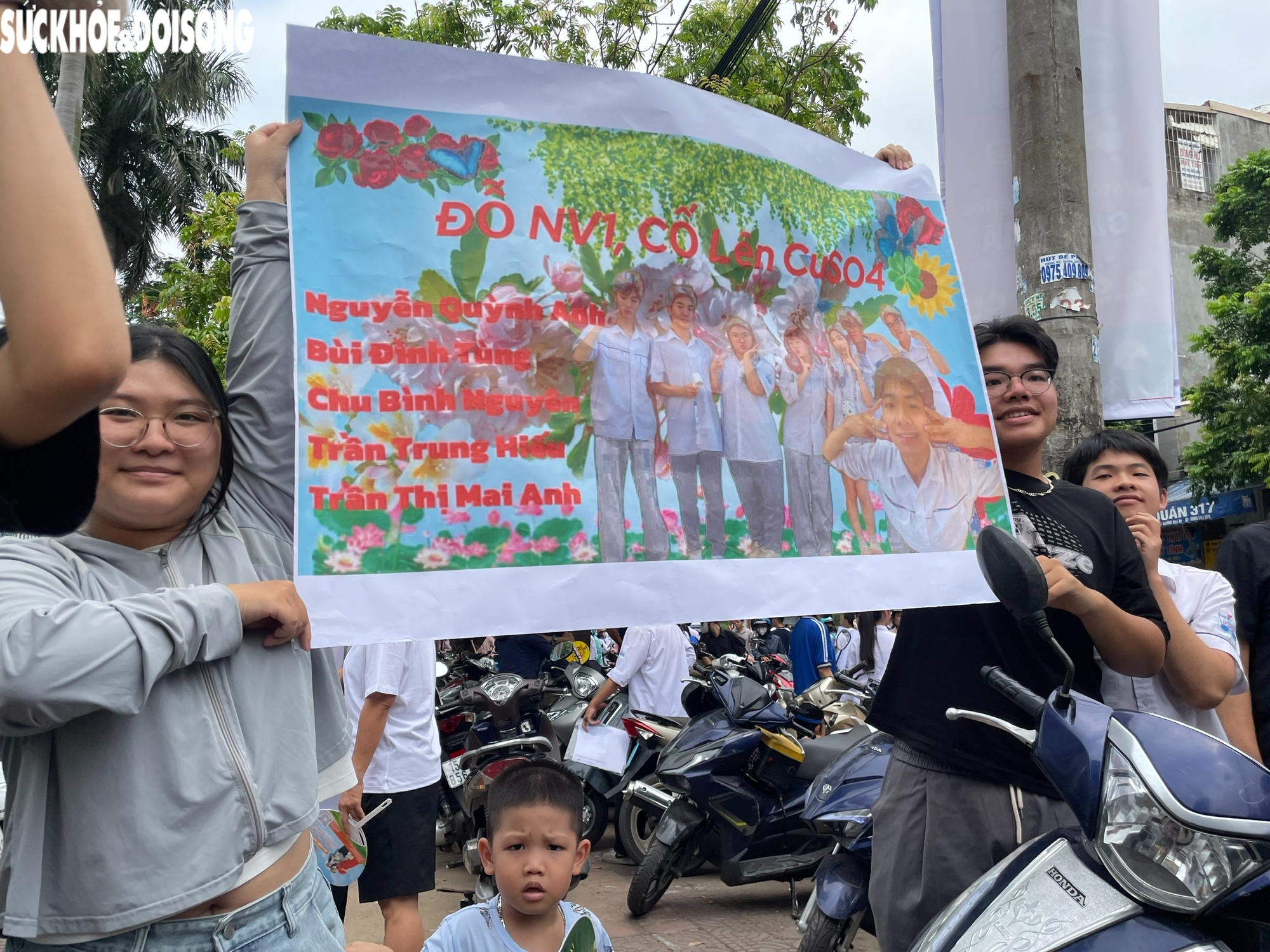 Hơn 290 thí sinh Hải Phòng vắng mặt môn thi Ngữ văn- Ảnh 3. Hơn 290 thí sinh Hải Phòng vắng mặt môn thi Ngữ văn- Ảnh 3.