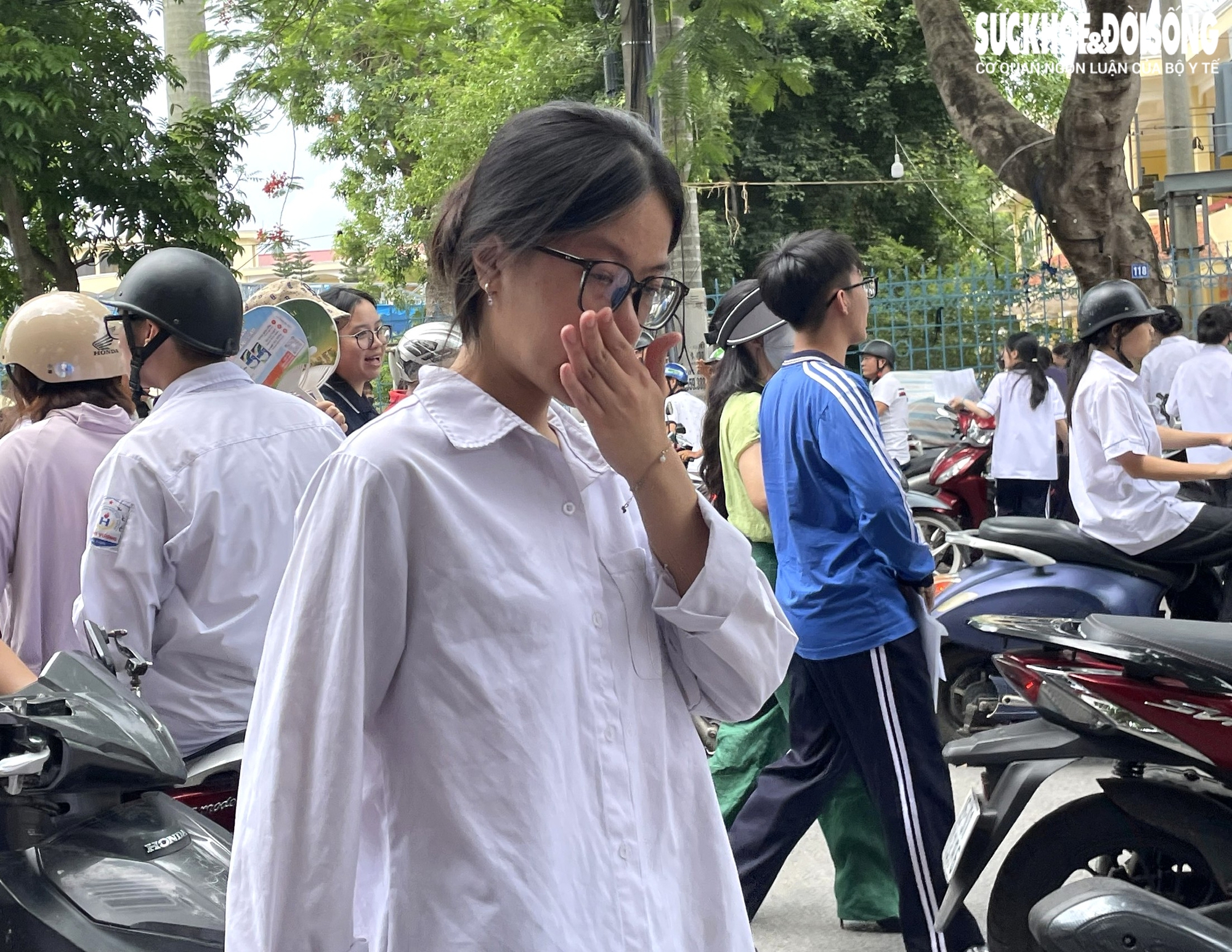 Hơn 290 thí sinh Hải Phòng vắng mặt môn thi Ngữ văn- Ảnh 2. Hơn 290 thí sinh Hải Phòng vắng mặt môn thi Ngữ văn- Ảnh 2.